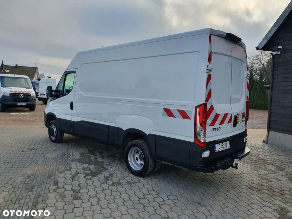 Iveco 35C18 - 5