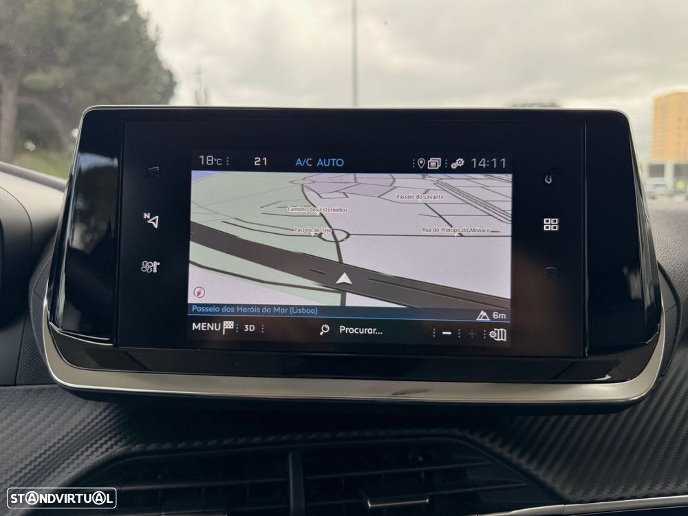 Peugeot 208 1.2 PureTech Allure - 28