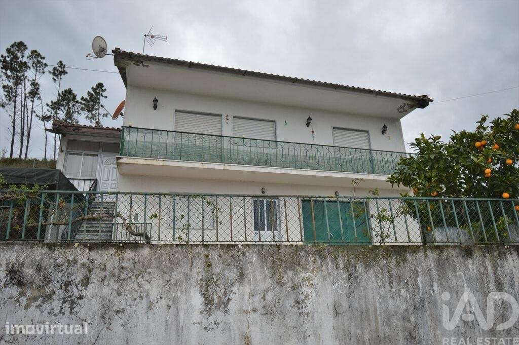 Casa tradicional T3 em Alvares de 234,00 m2 - Grande imagem: 3/30