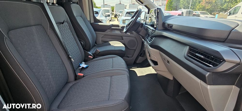Ford Transit Custom - 11