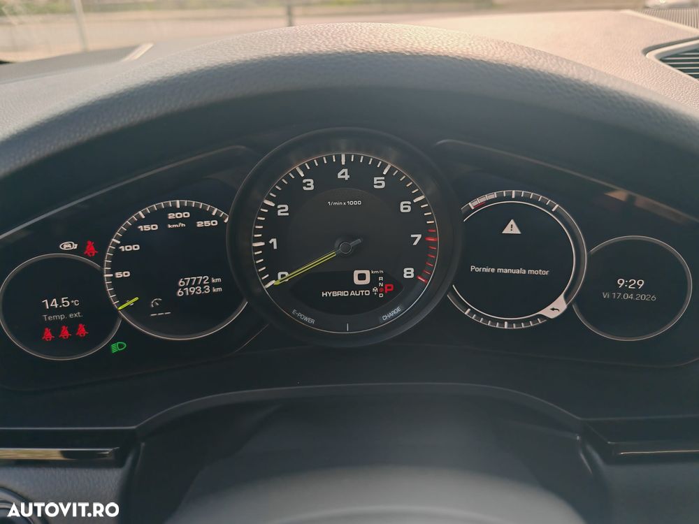 Porsche Cayenne Coupe E-Hybrid Tiptronic S Black Edition - 17