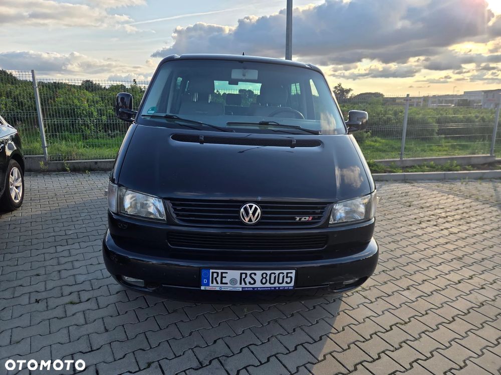 Volkswagen Multivan Standard - 8