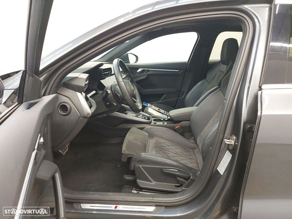 Audi A3 Sportback 40 TFSIe S tronic S line - 9