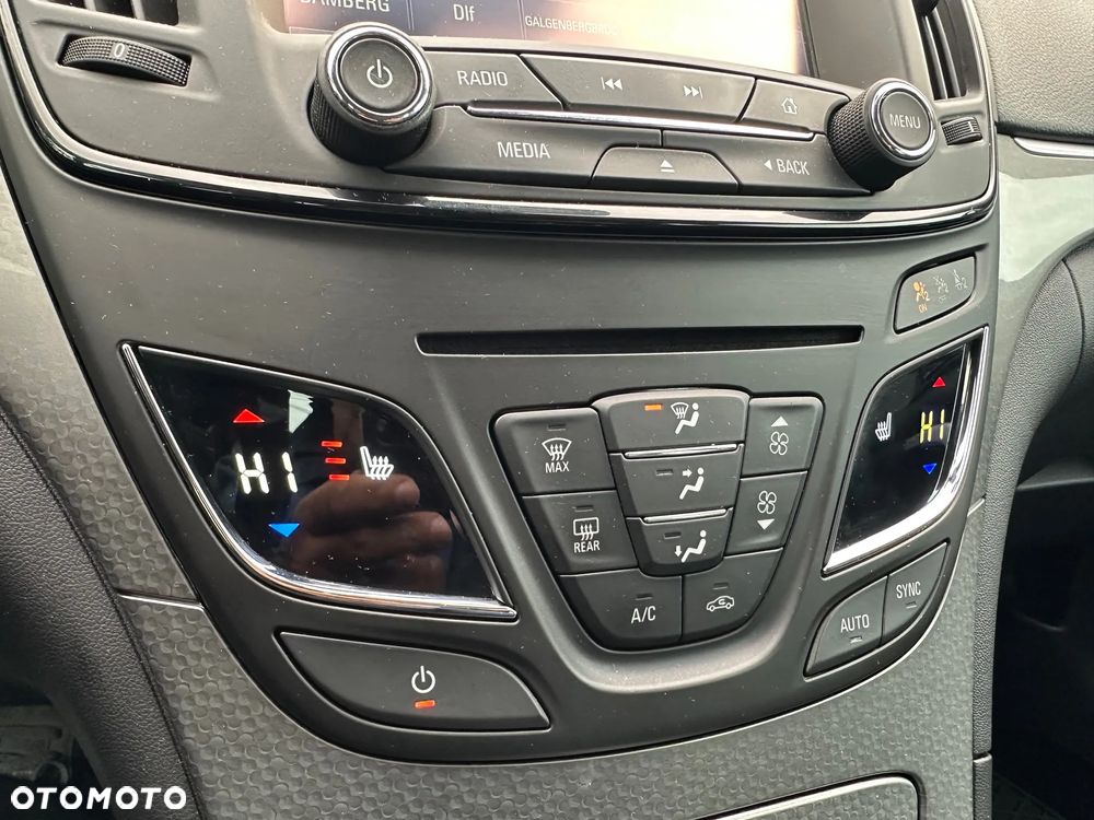 Opel Insignia 1.6 CDTI - 19