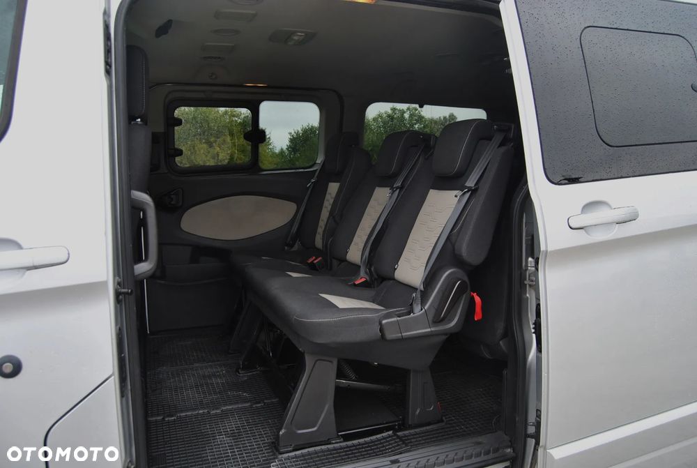 Ford Tourneo Custom - 6