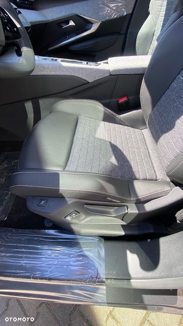 Peugeot 5008 1.2 PureTech mHEV Allure S&S e-DCS6 - 9