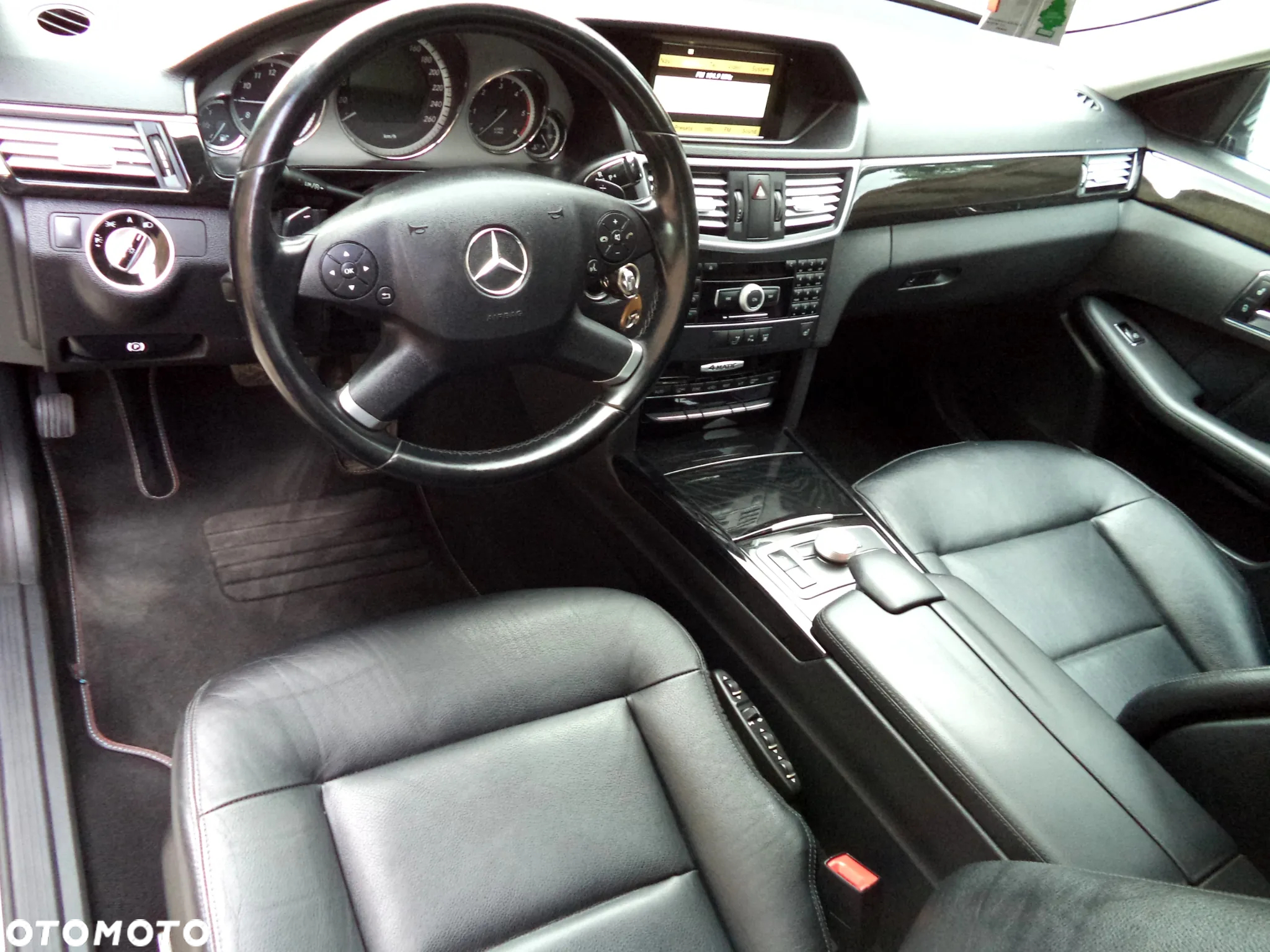 Mercedes-Benz Klasa E 350 T CDI DPF 4Matic BlueEFFICIENCY 7G-TRONIC Avantgarde - 8