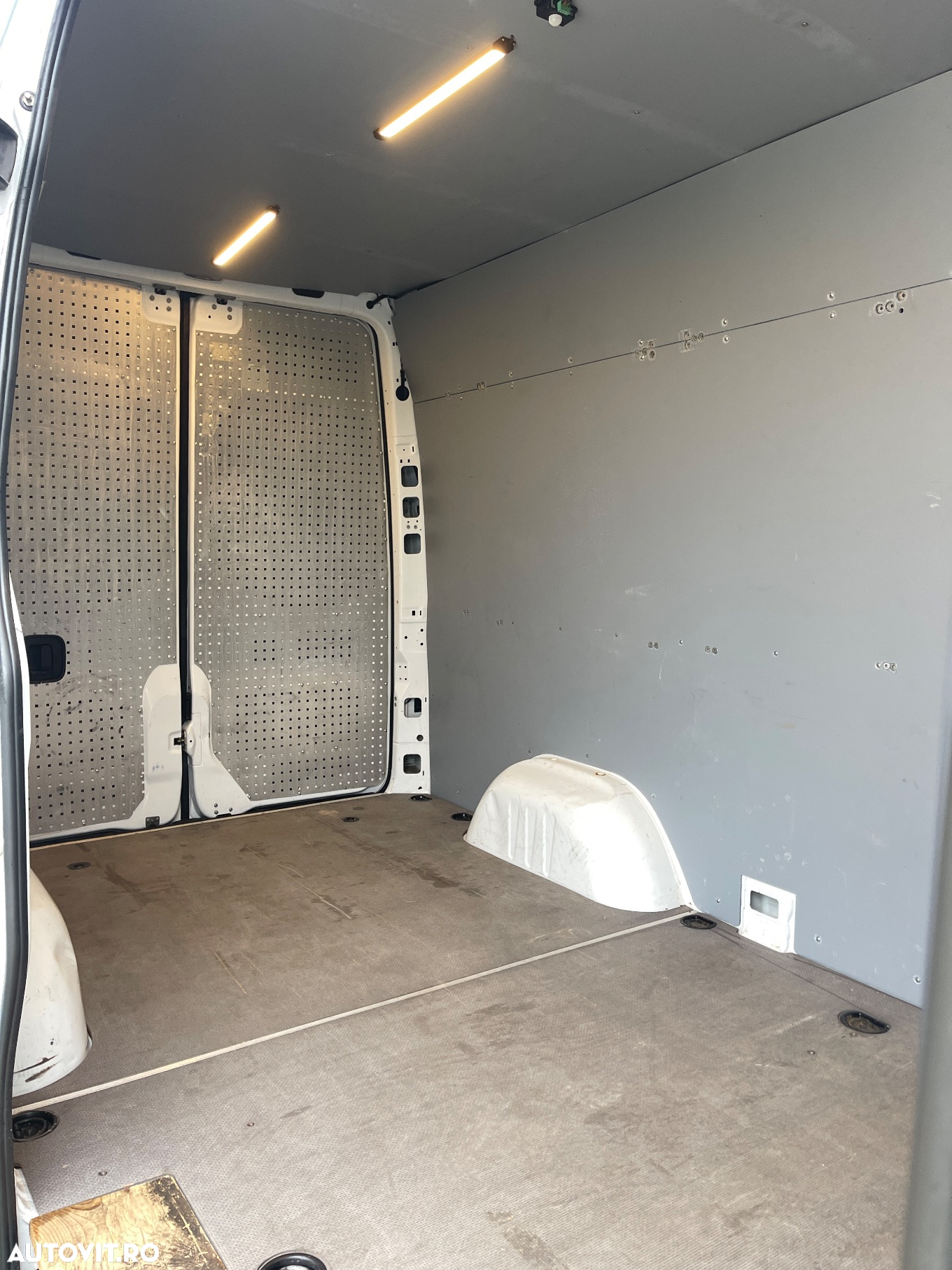 Mercedes-Benz Sprinter 316CDI  AUTOMAT MEDIU - 17