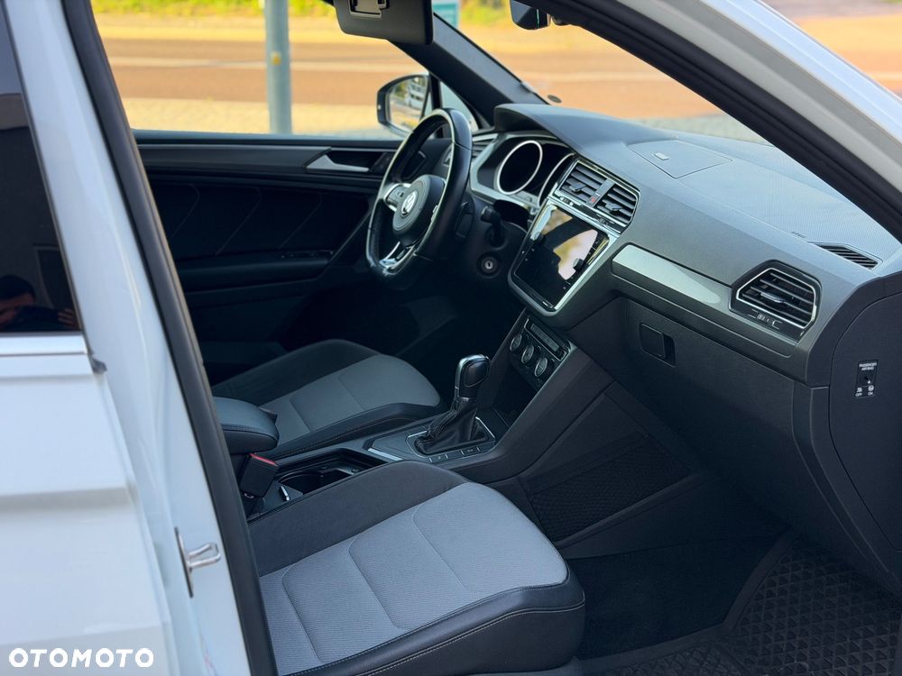 Volkswagen Tiguan 2.0 TDI SCR DSG R-Line - 12