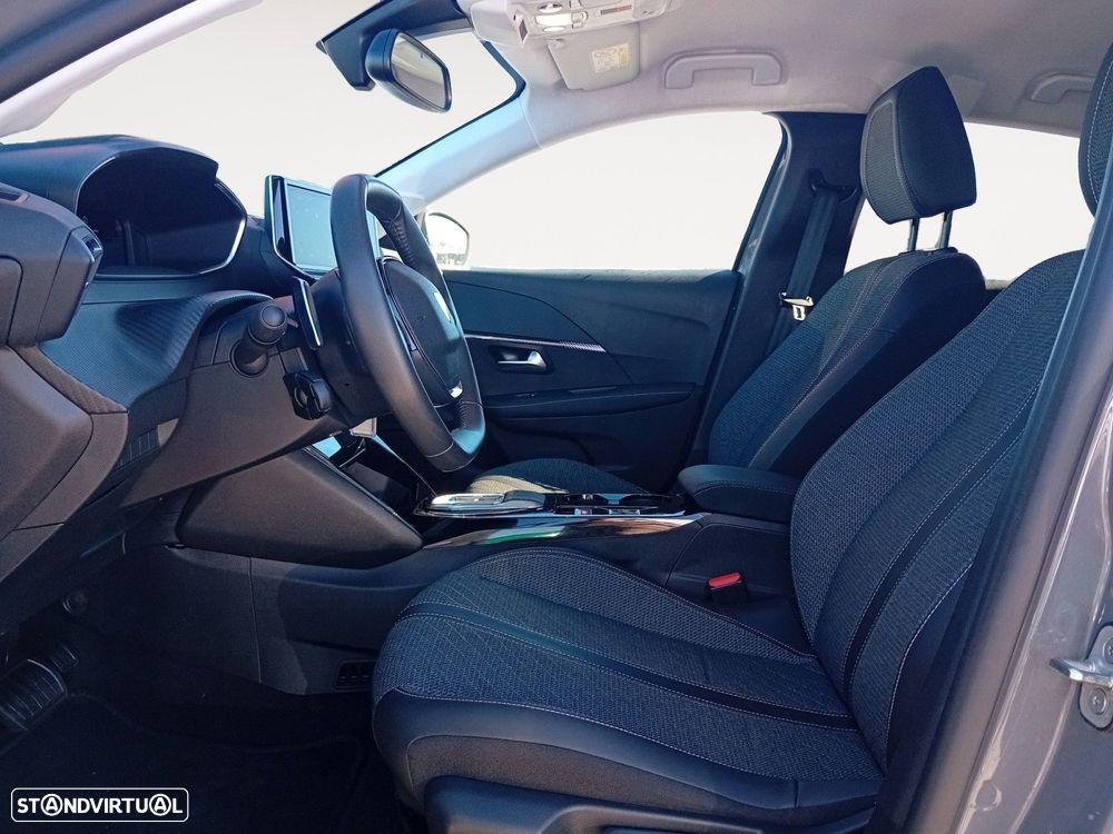 Peugeot 208 1.2 Hybrid Allure e-DCS6 - 9