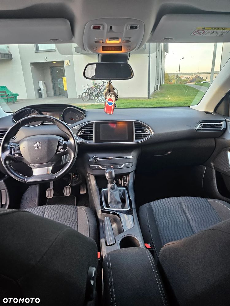 Peugeot 308 - 6