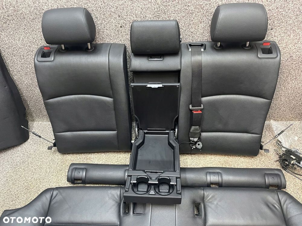 Kanapa tylna podlokietnik tyl Skora Czarna BMW F11 Kombi DAKOTA SCHWARZ BDB - 5