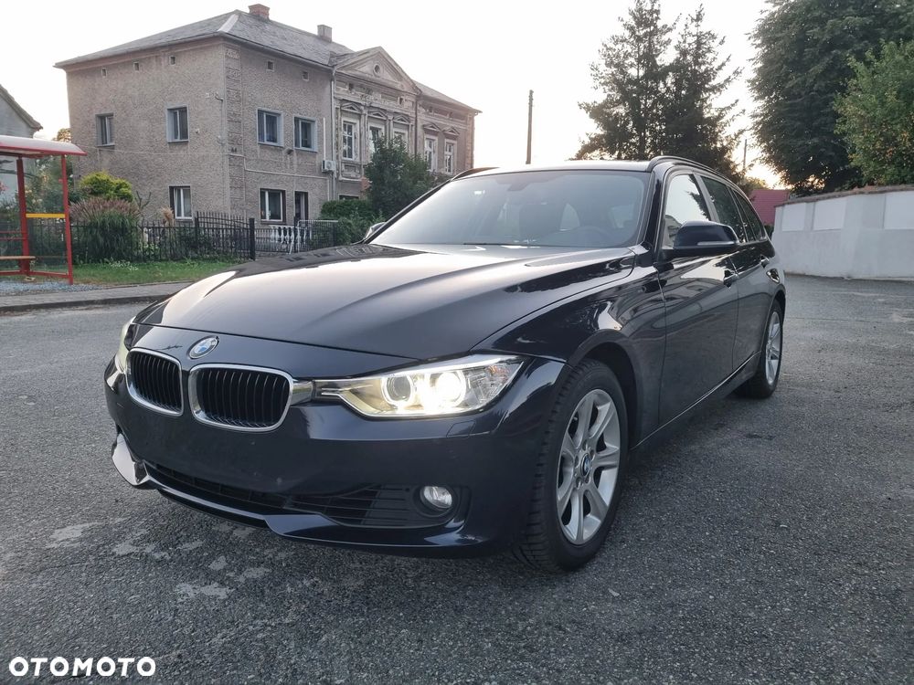 BMW Seria 3 335d Touring xDrive Edition M Sport Shadow - 40