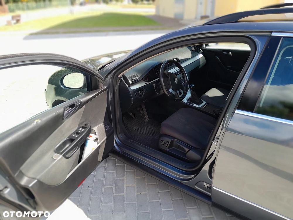 Volkswagen Passat - 7
