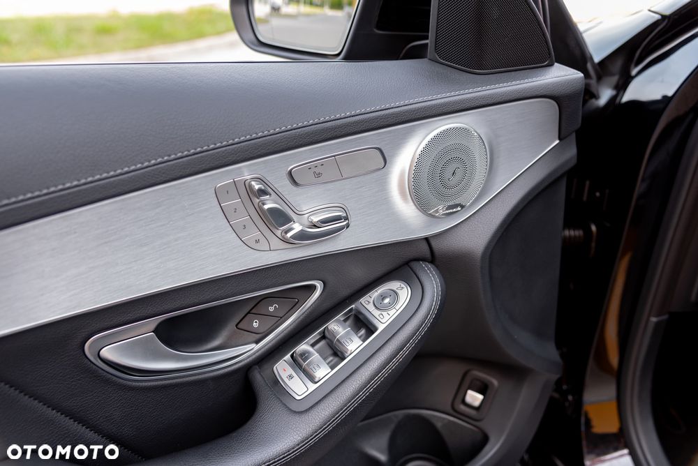 Mercedes-Benz Klasa C 450 AMG 4Matic 7G-TRONIC - 22