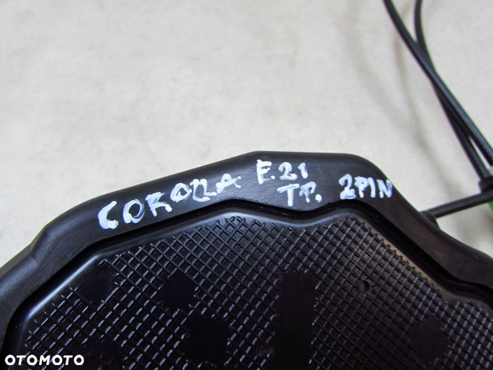 TOYOTA COROLLA E21 XII 19-23 HB SEDAN ZAMEK DRZWI PRAWY TYL 2 PINY - 6