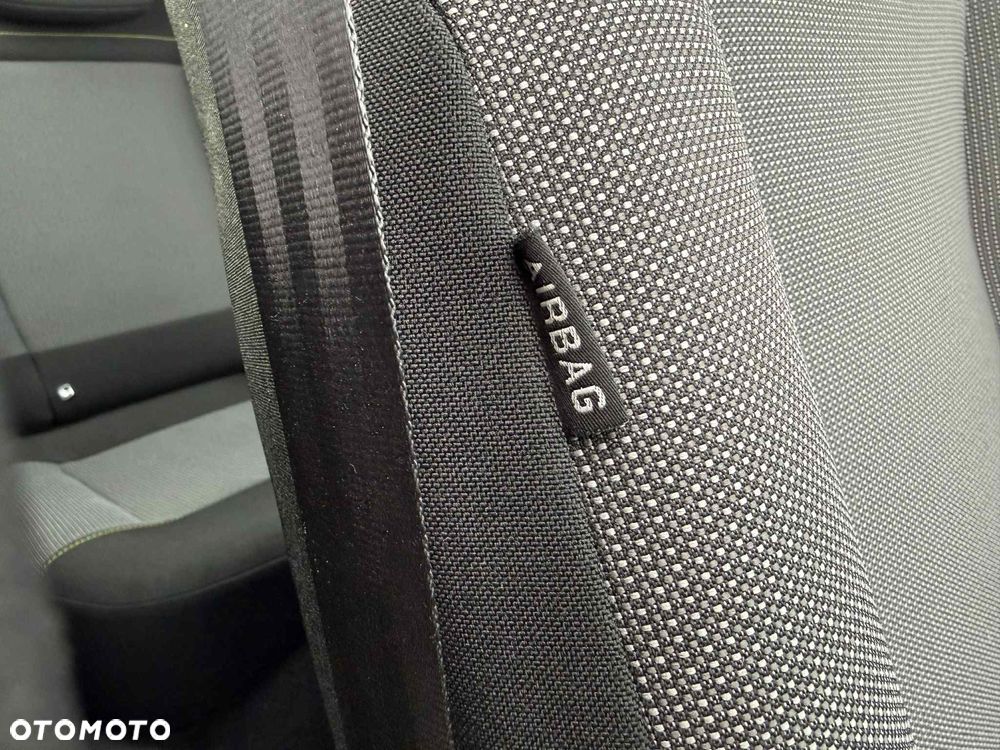 Citroën C3 1.6 BlueHDi Shine S&S - 19