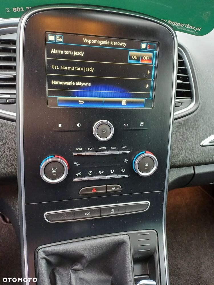 Renault Grand Scenic - 10