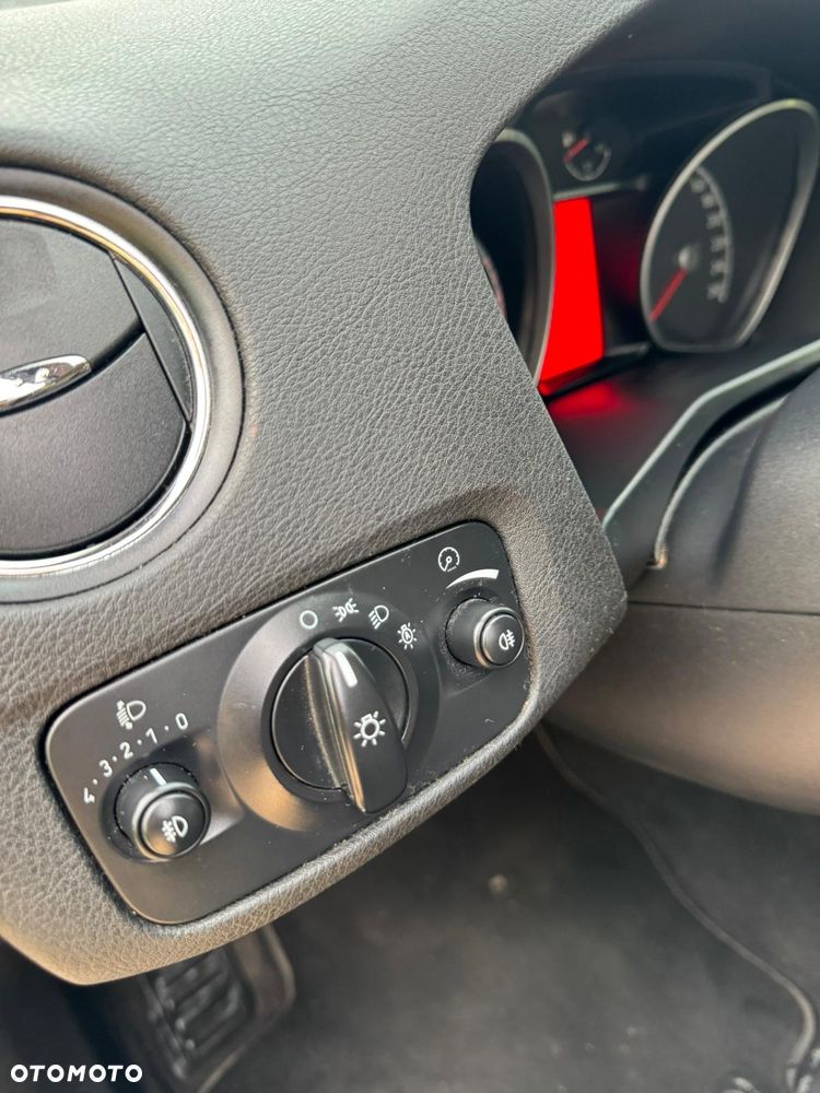 Ford Mondeo 2.0 TDCi Black Magic - 11