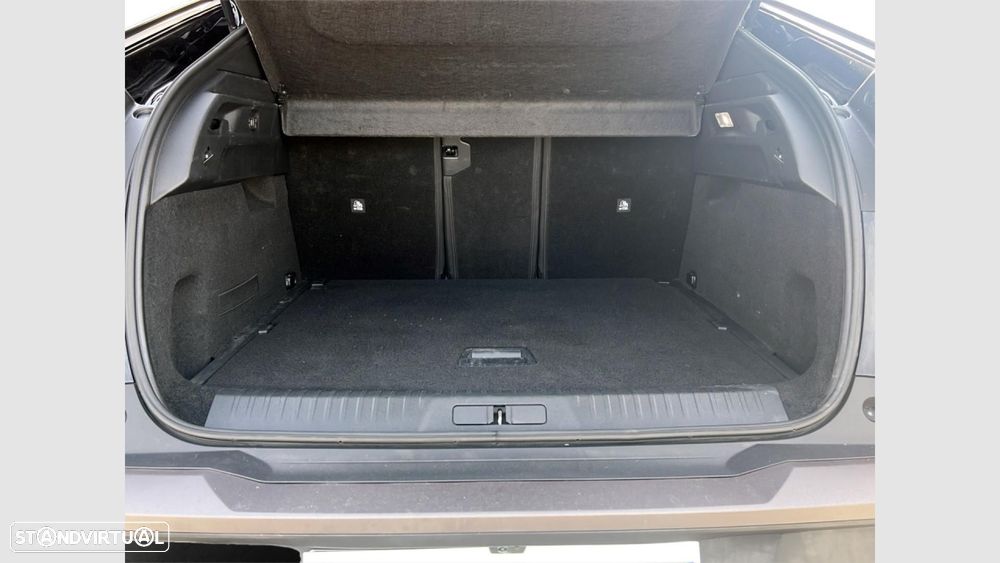 Peugeot 3008 1.2 Hybrid Allure e-DCS6 - 17