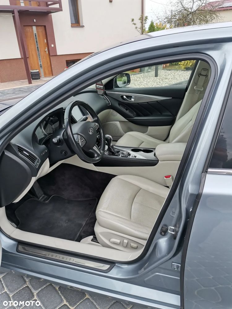 Infiniti Q50 2.2d Executive - 13