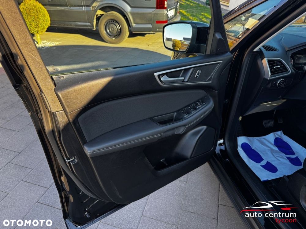 Ford Galaxy - 11