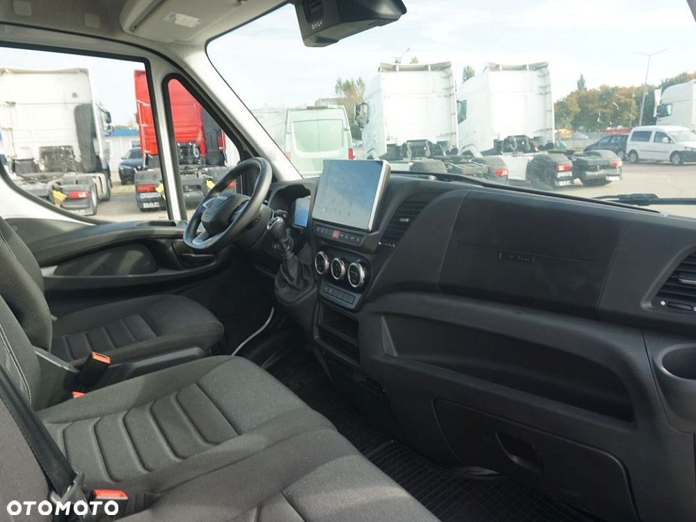 Iveco DAILY 35S18 - 9