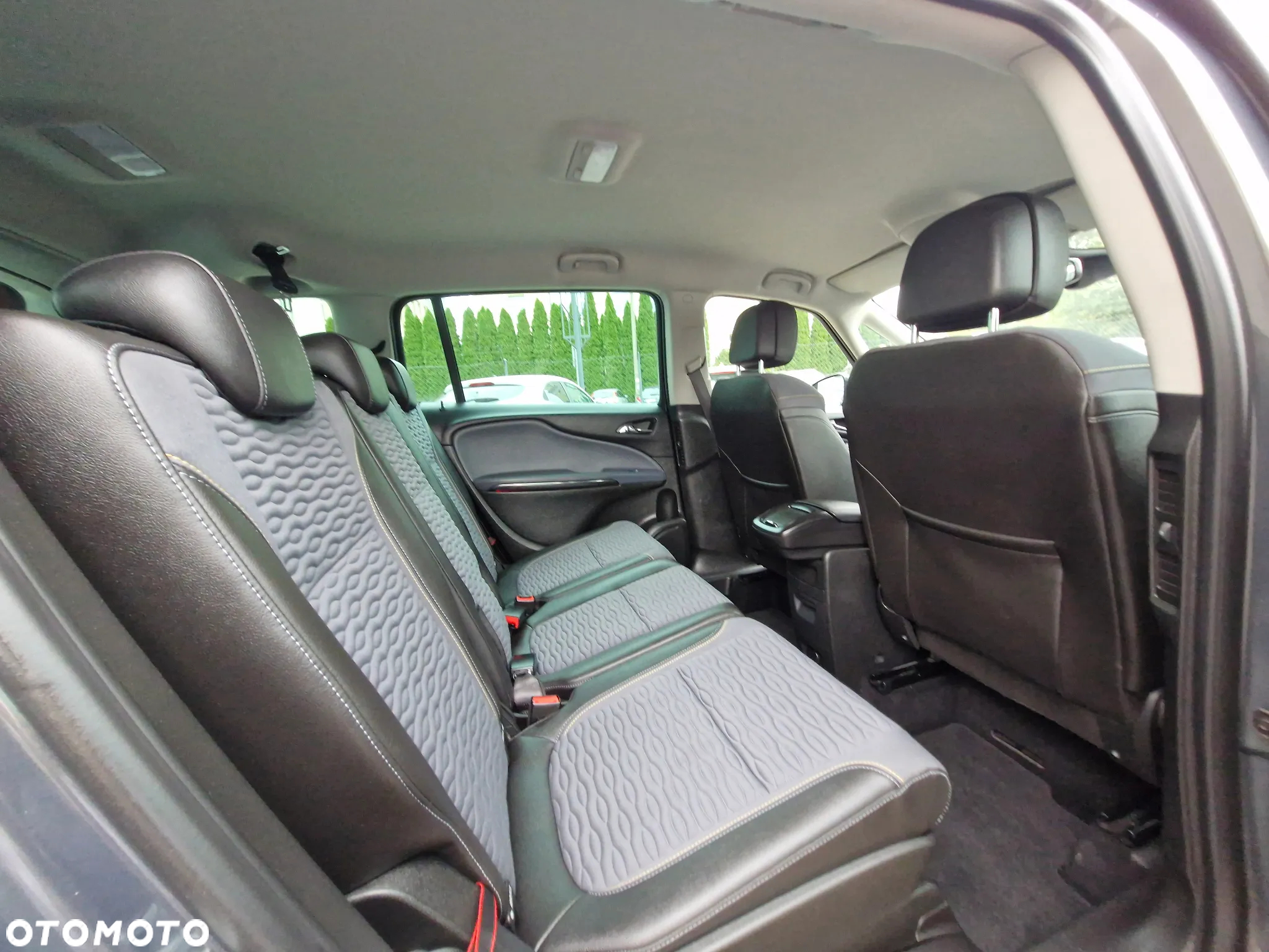 Opel Zafira 1.4 T Cosmo EU6 - 18