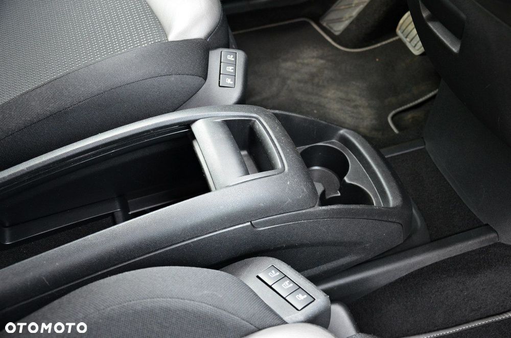 Citroën C4 Picasso PureTech 130 Stop&Start EAT6 SELECTION - 35