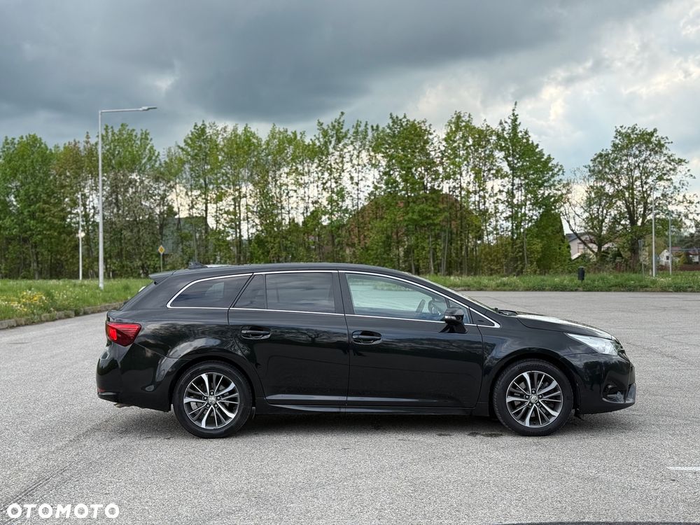 Toyota Avensis 2.0 D-4D Active Business - 6
