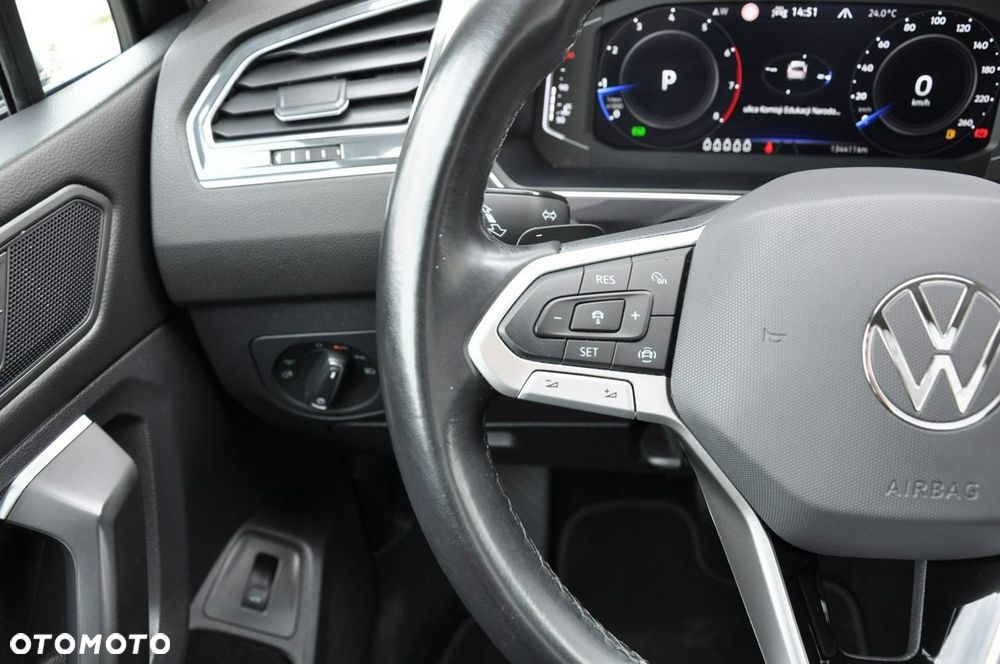 Volkswagen Tiguan Allspace 2.0 TSI 4Mot Life DSG 7os - 14