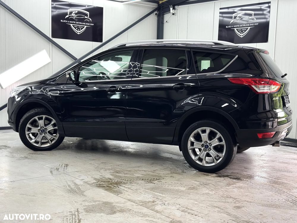 Ford Kuga 2.0 TDCi 4WD Powershift Titanium - 15