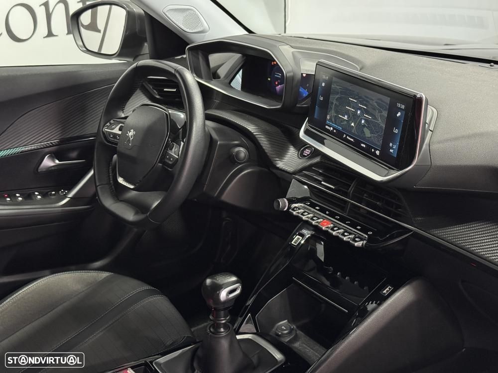 Peugeot 2008 PureTech 100 Allure - 37