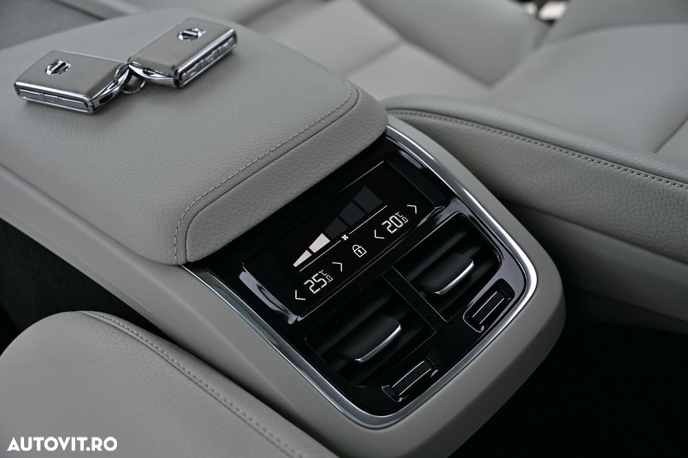 Volvo XC 60 D4 AWD Geartronic Inscription - 22