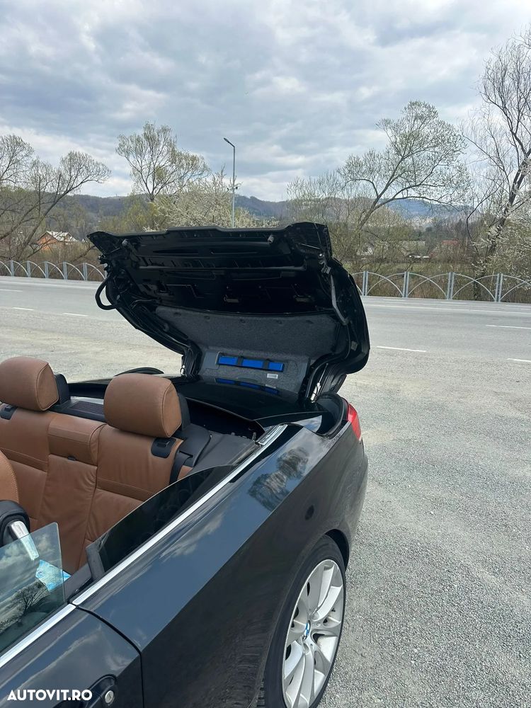 BMW Seria 3 320d - 25