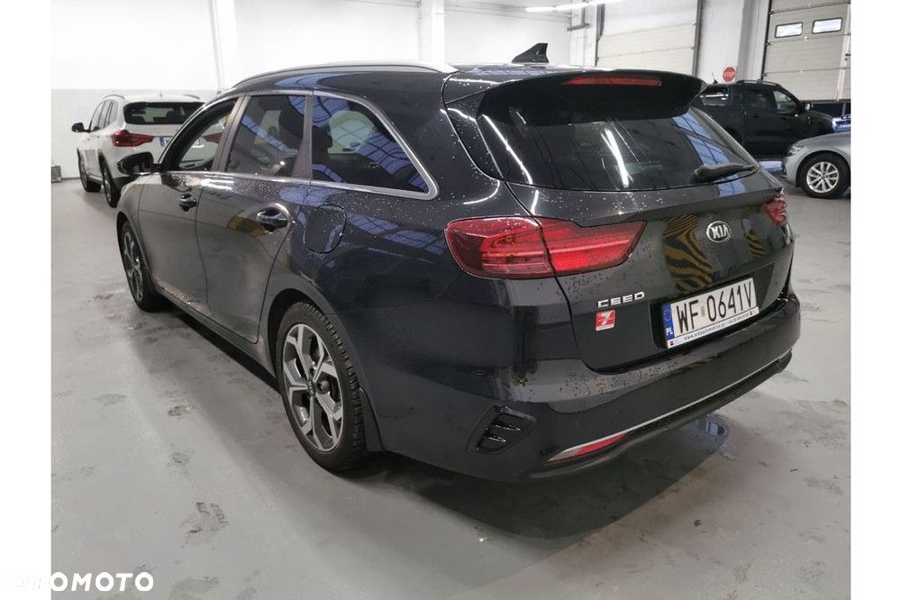 Kia Ceed - 3