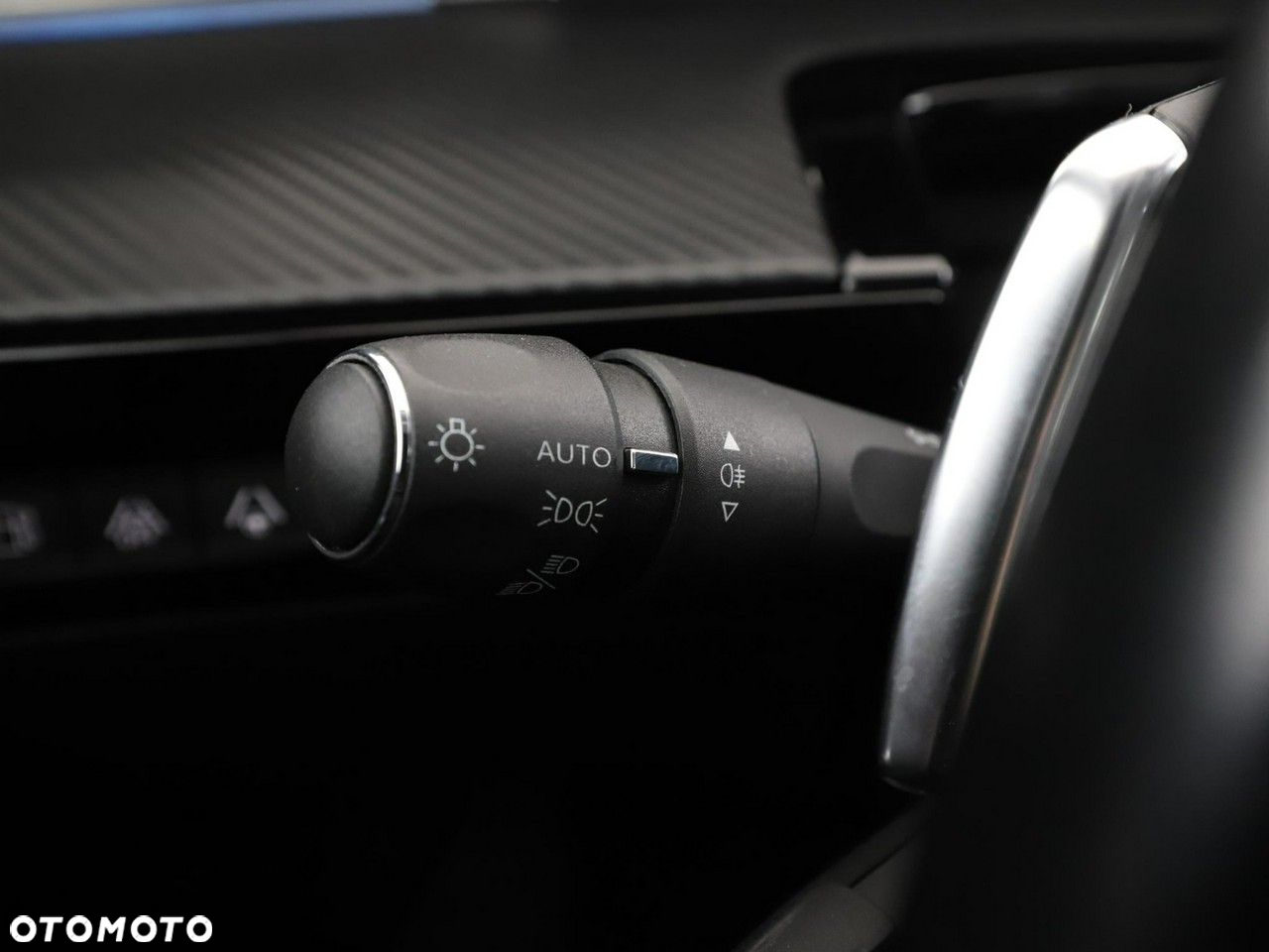 Peugeot 508 SW Plug-In Hybrid 225 e-EAT8 Allure - 36
