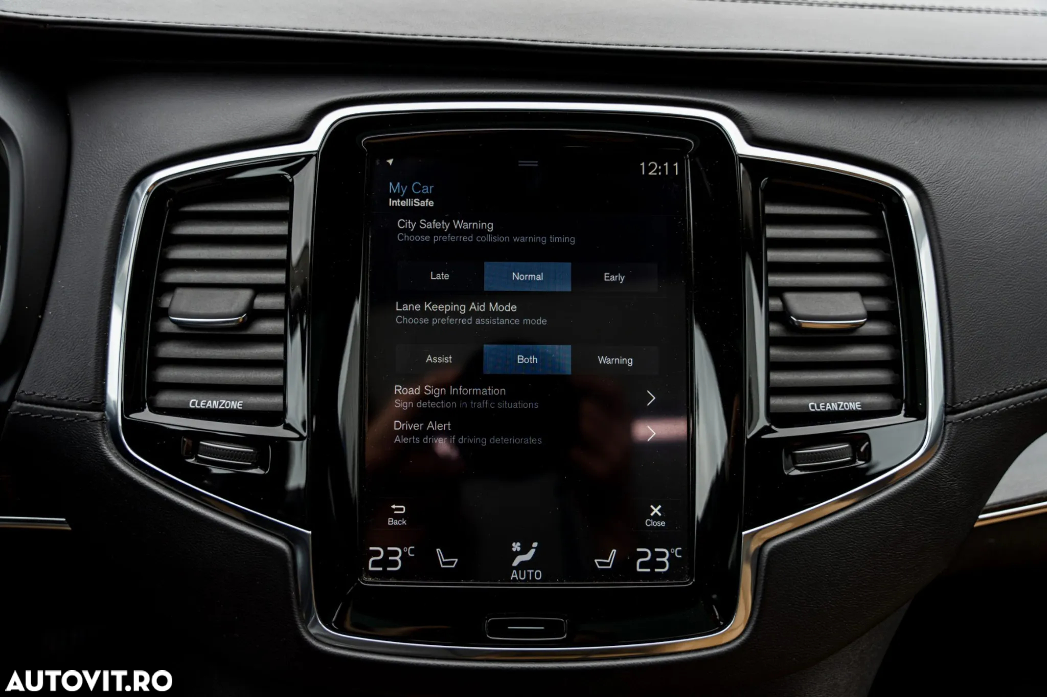 Volvo XC 90 T8 AWD Twin Engine Geartronic Inscription - 36