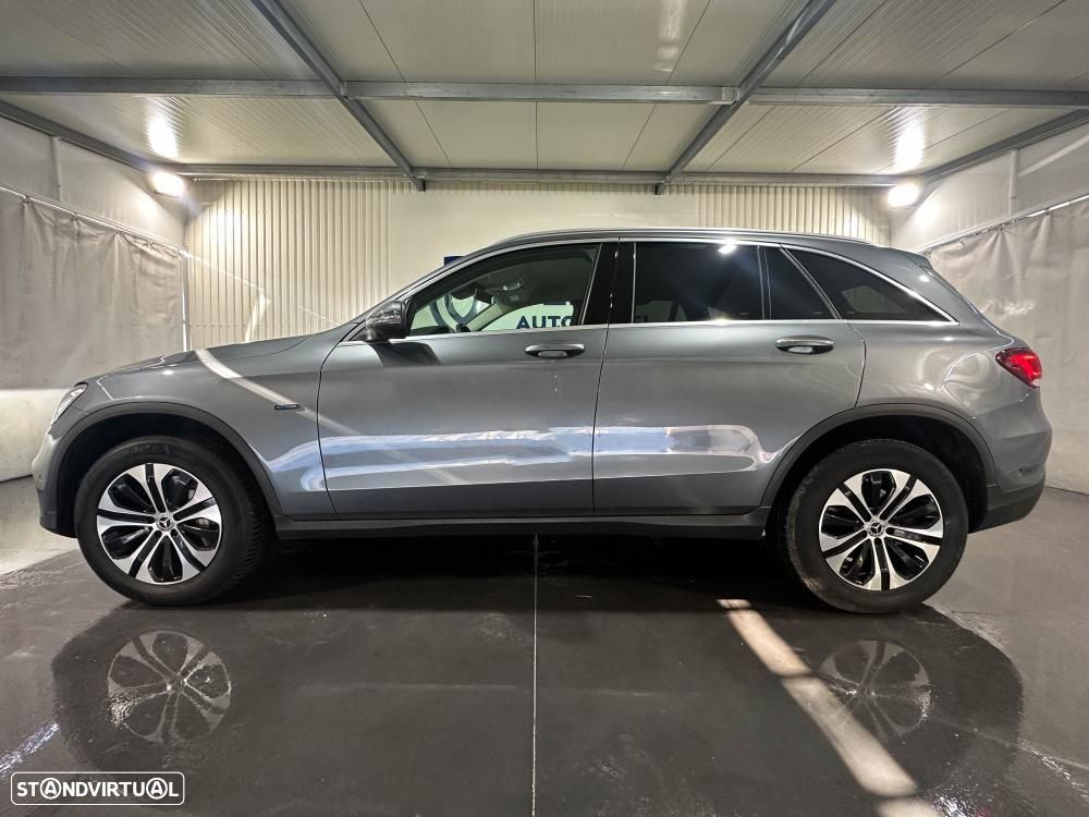 Mercedes-Benz GLC 300 e 4Matic - 3