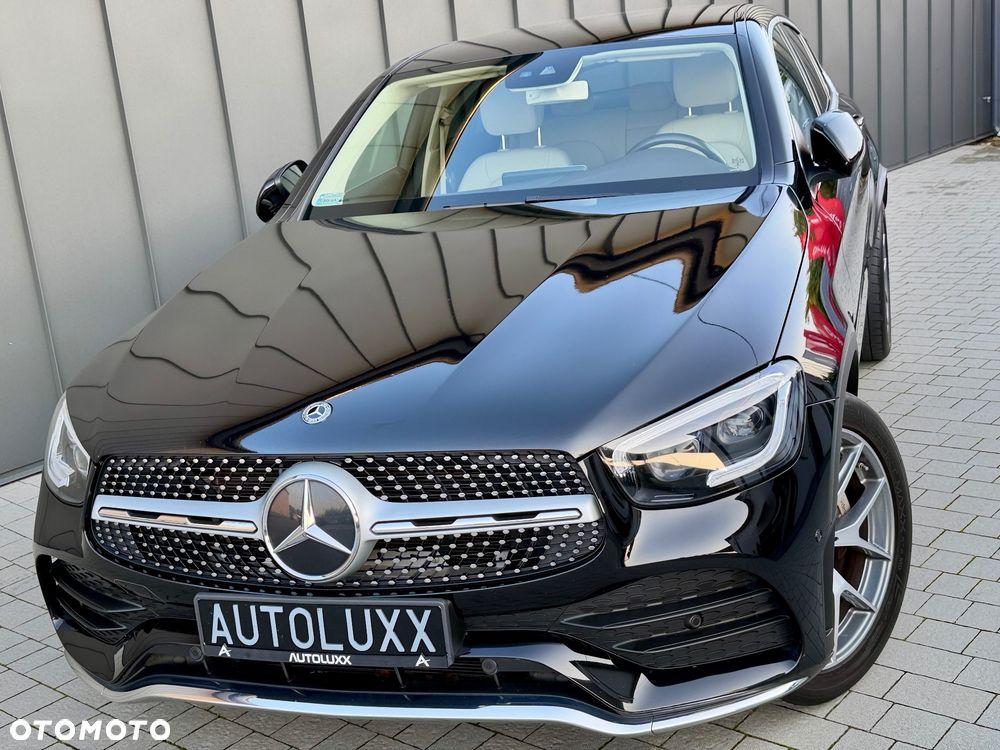Mercedes-Benz GLC 200 4Matic 9G-TRONIC AMG Line Plus - 13