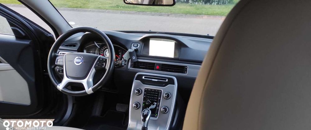 Volvo V70 D3 Geartronic Summum - 35