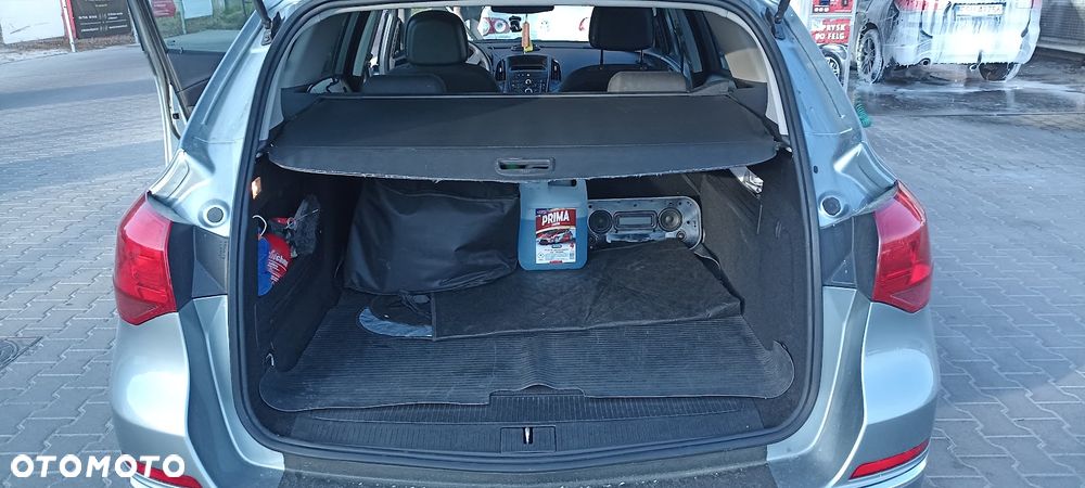 Opel Astra 1.7 CDTI Essentia - 12