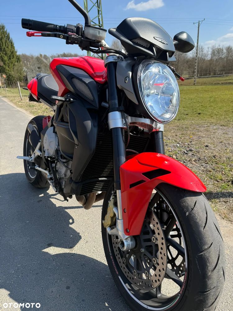 MV AGUSTA Brutale - 16