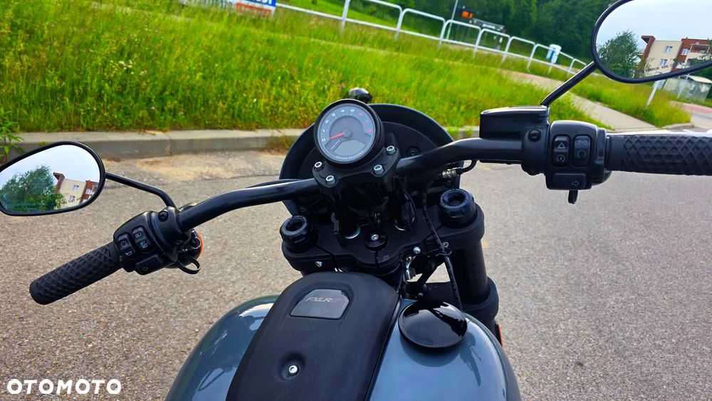 Harley-Davidson Softail Low Rider - 7