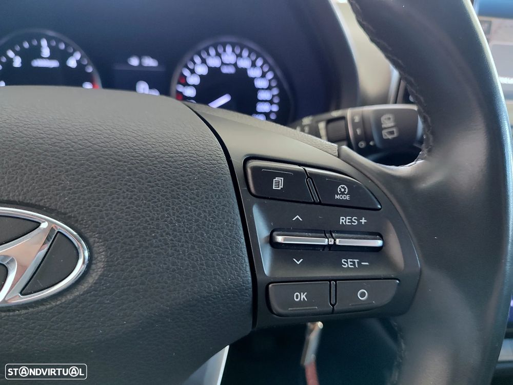 Hyundai i30 CW - 27
