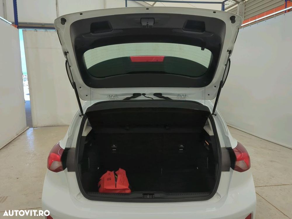 Ford Focus 1.0 EcoBoost MHEV Connected - 9