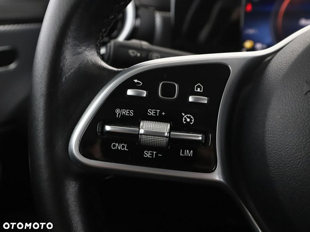 Mercedes-Benz CLA 200 d Progressive 8G-DCT - 33