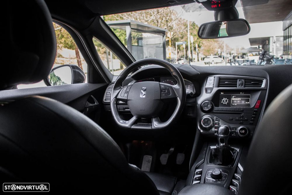 Citroën DS5 THP 200 SoChic - 30