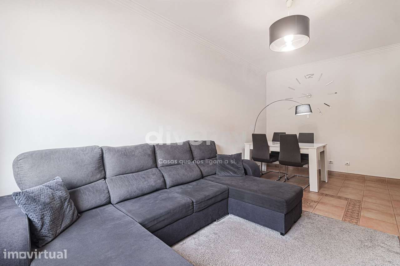 APARTAMENTO T3 COM TERRAÇO, SUÍTE E CHURRASQUEIRA - Grande imagem: 3/40