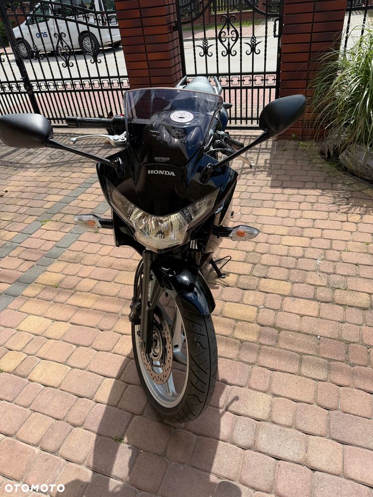 Honda CBR - 7